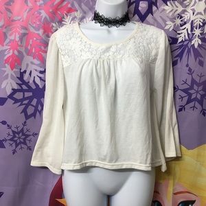 Love White Flower Flowy Lace Bell Sleeve Top